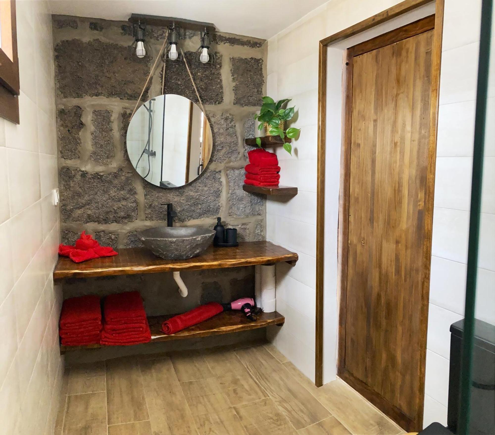 Casita Oyala * San Bartolomé